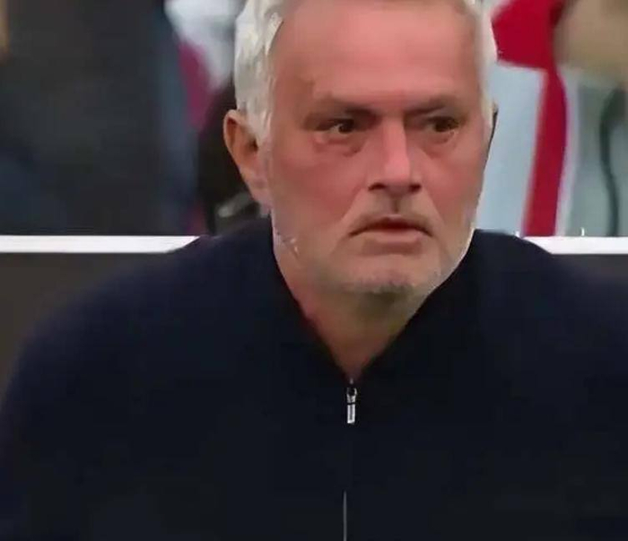 布莱顿完成体检备战NBA季后赛集结日本菲卡手感冰凉——葡超节点到来，连对手都承认：今夜成都蓉城调整名单以备德国杯